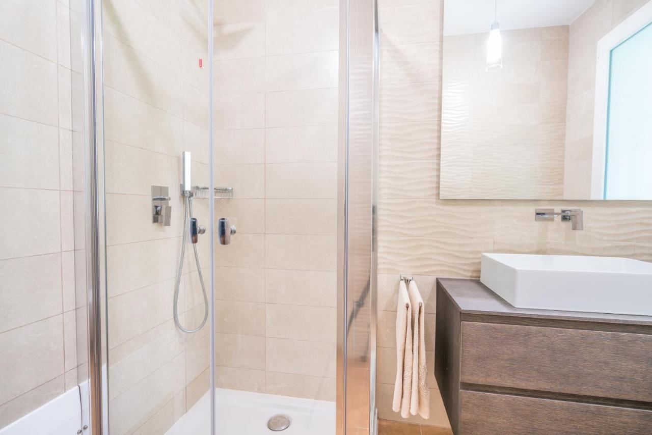 Villa Acquario Elegance - 200 Mt Dalla Spiaggia 托雷德尔斯泰尔 外观 照片