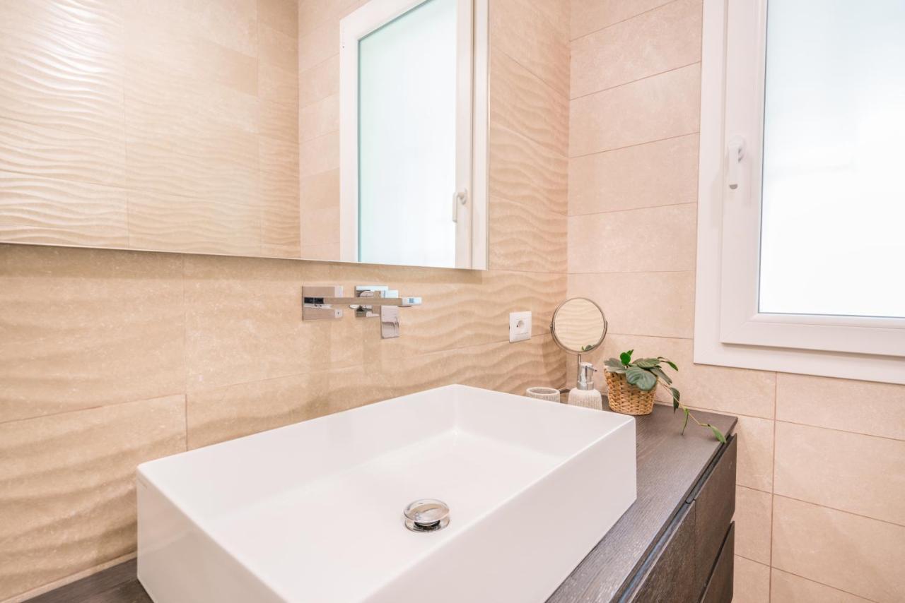 Villa Acquario Elegance - 200 Mt Dalla Spiaggia 托雷德尔斯泰尔 外观 照片